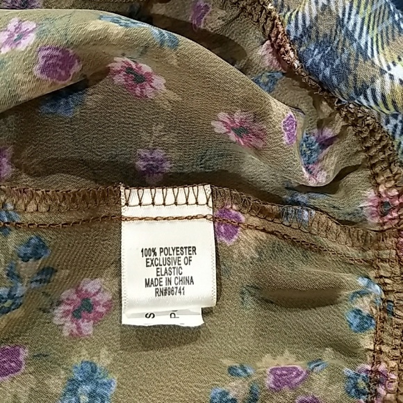 Women's long sleeve blouse junior size large - Picture 6 of 6